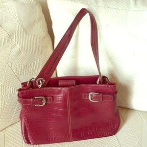 Beautiful Vintage Tommy Hilfiger purse.